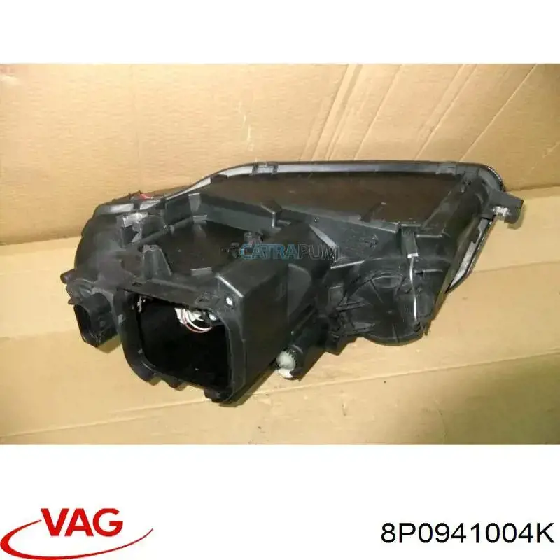 Фара передня права VAG 8P0941004K