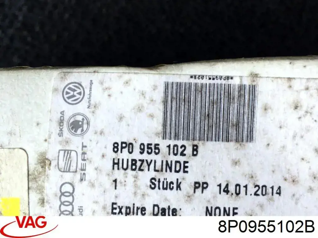 Форсунка омивача фари передньої, правої 8P0955102B VAG