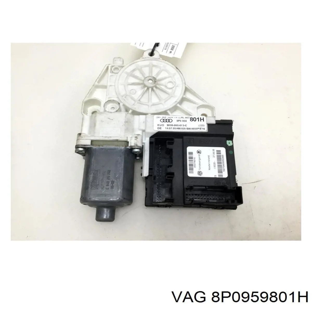 Мотор склопідйомника дверей передніх, лівих VAG 8P0959801H ціна, від 33.71 USD
