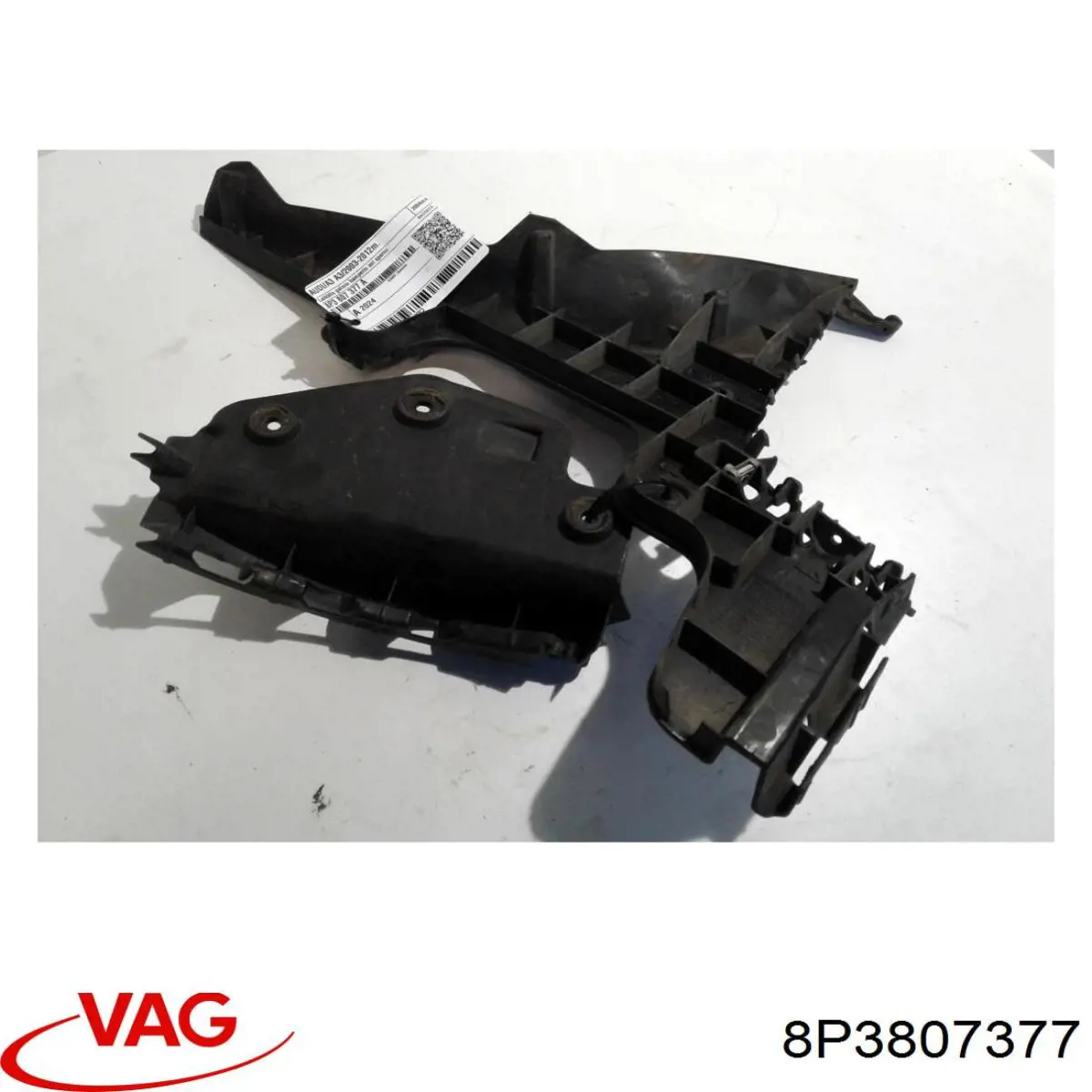 Направляюча заднього бампера, ліва VAG 8P3807377B ціна, від 15.77 USD