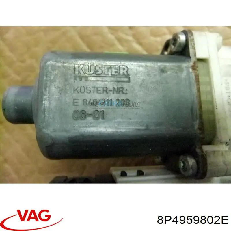Двигун стеклопод'емника двері задньої, правої VAG 8P4959802E