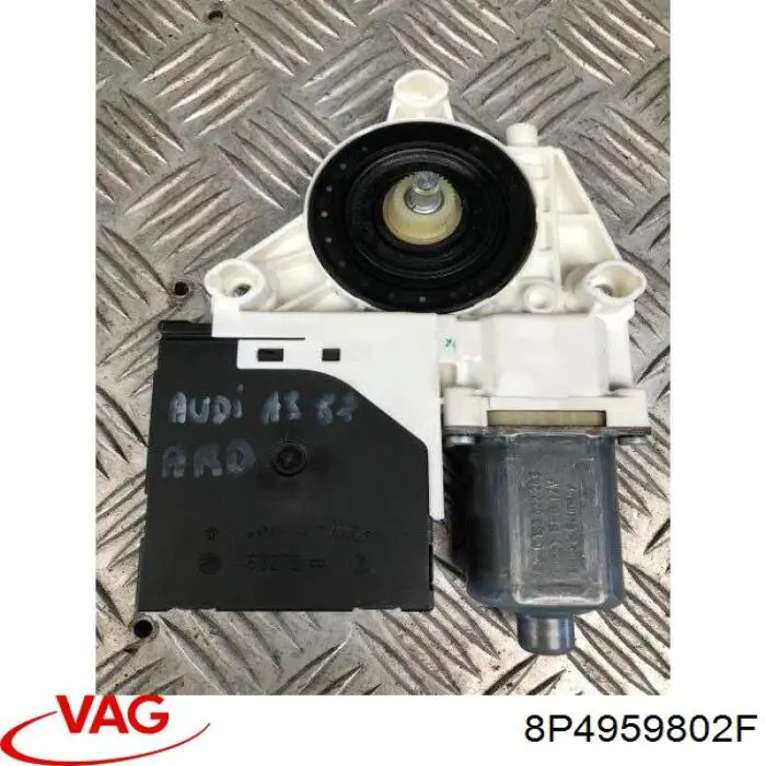 Мотор склопідйомника дверей задніх, правих VAG 8P4959802F ціна, від 18.00 USD