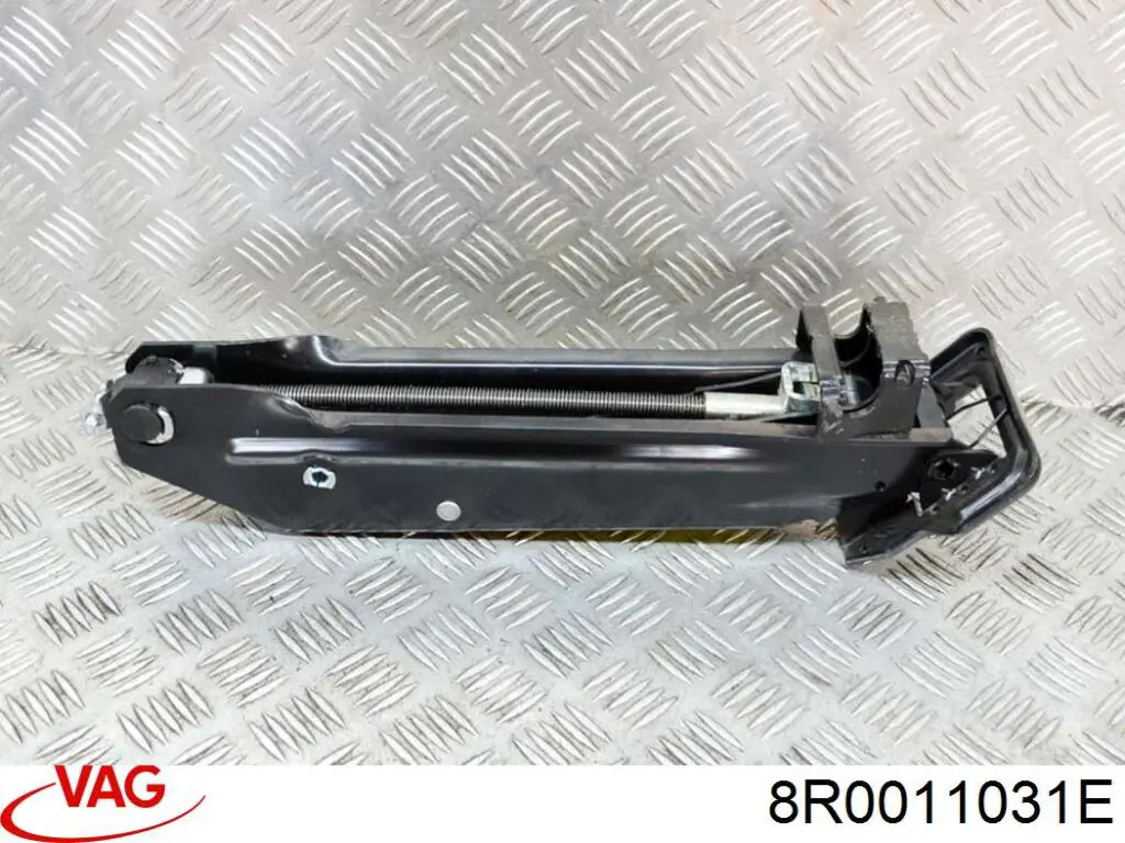 Купити 8R0011031E VAG Домкрат