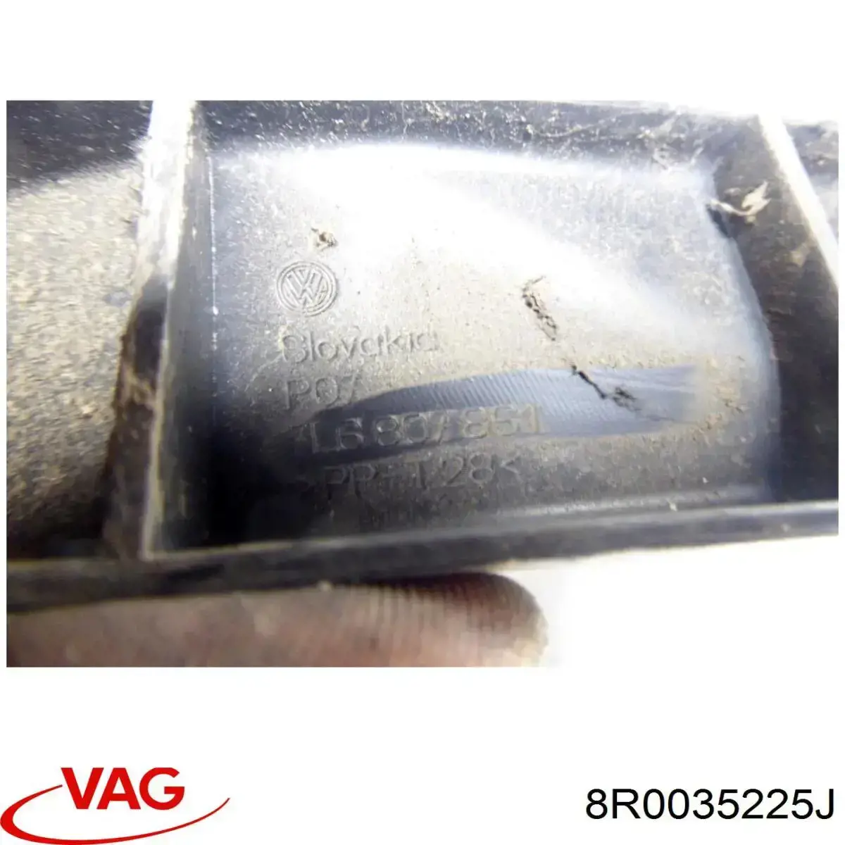  8R0035225J VAG