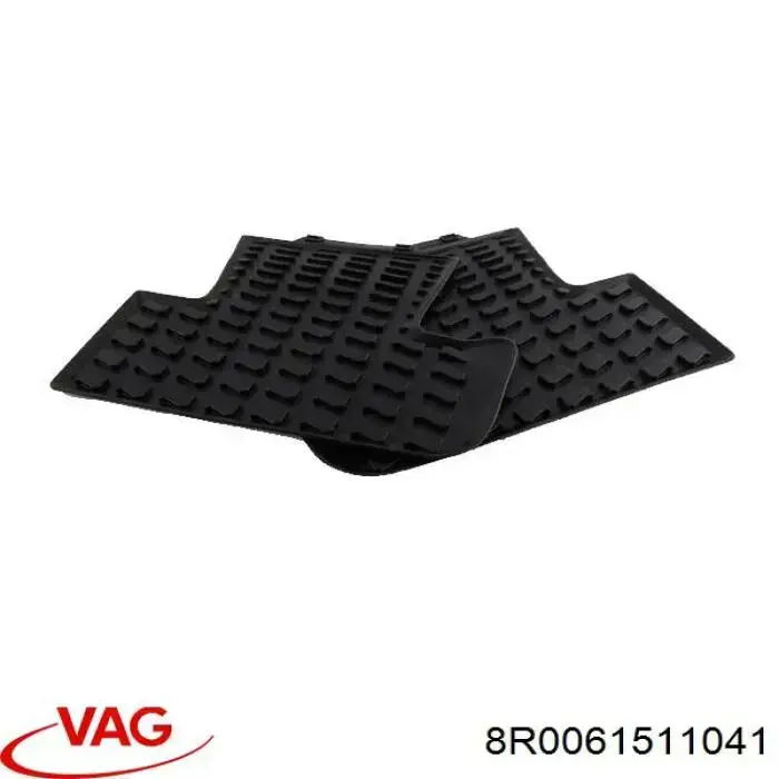 Купити 8R0061511041 VAG Килимки в салон передні