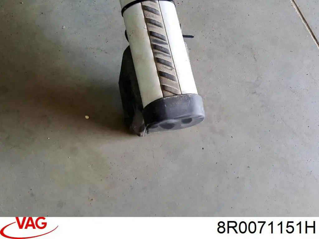 Купити 8R0071151H VAG 
