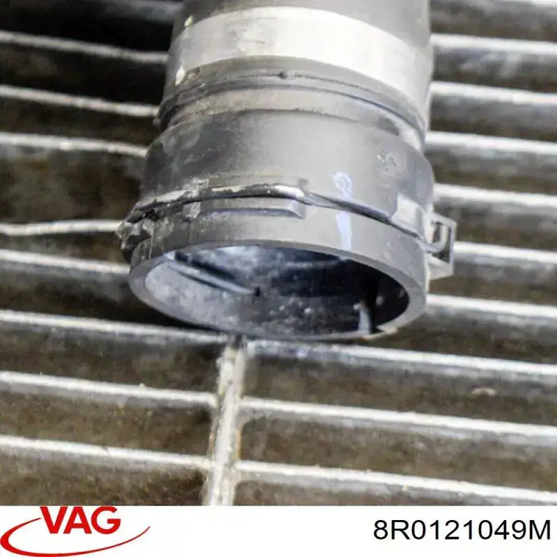 Купити 8R0121049M VAG Шланг/патрубок радіатора охолодження, нижній