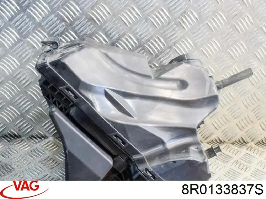 Корпус фільтра 8R0133837S VAG
