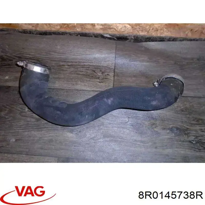 Трубка, що нагнітається VAG 8R0145738R ціна, від 44.32 USD