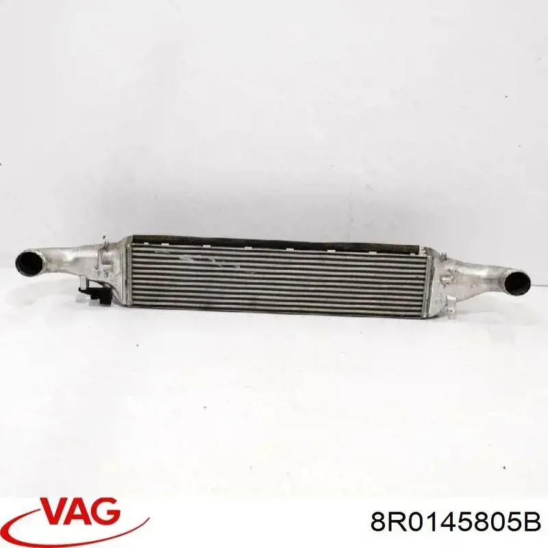 Купити 8R0145805B VAG Радіатор интеркуллера