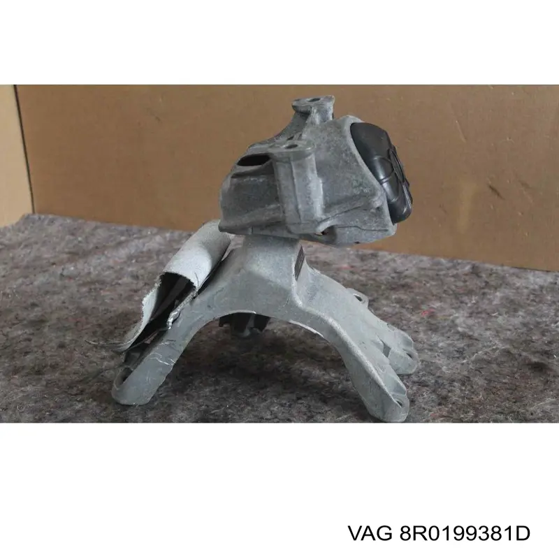 8R0199381D VAG Ліва опора двигуна