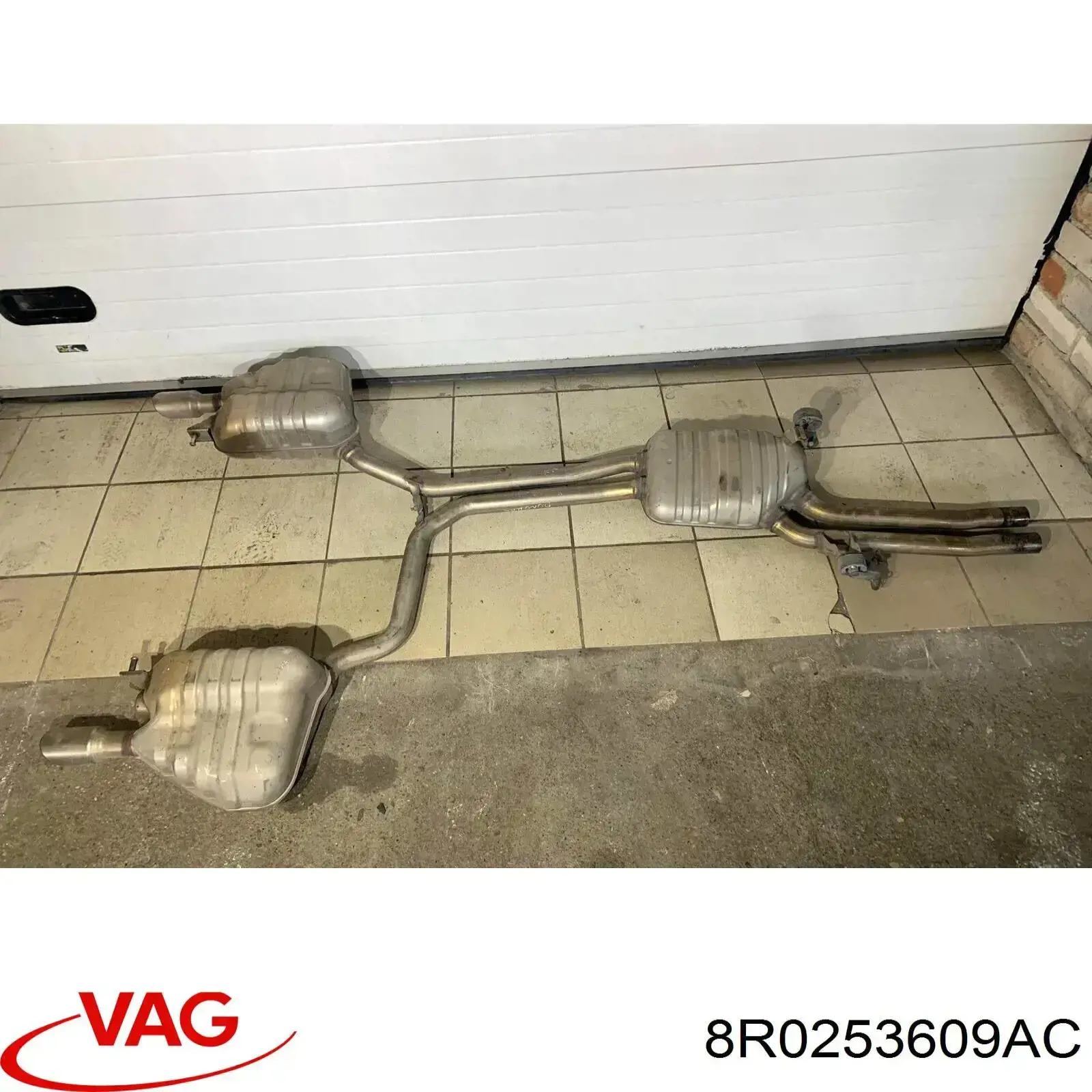 Купити 8R0253609AC VAG Глушник вихлопних газів кінцевий