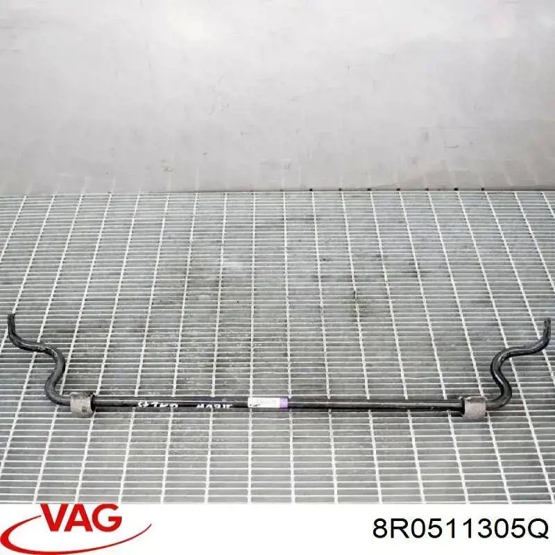 Купити 8R0511305Q VAG Задній стабілізатор 