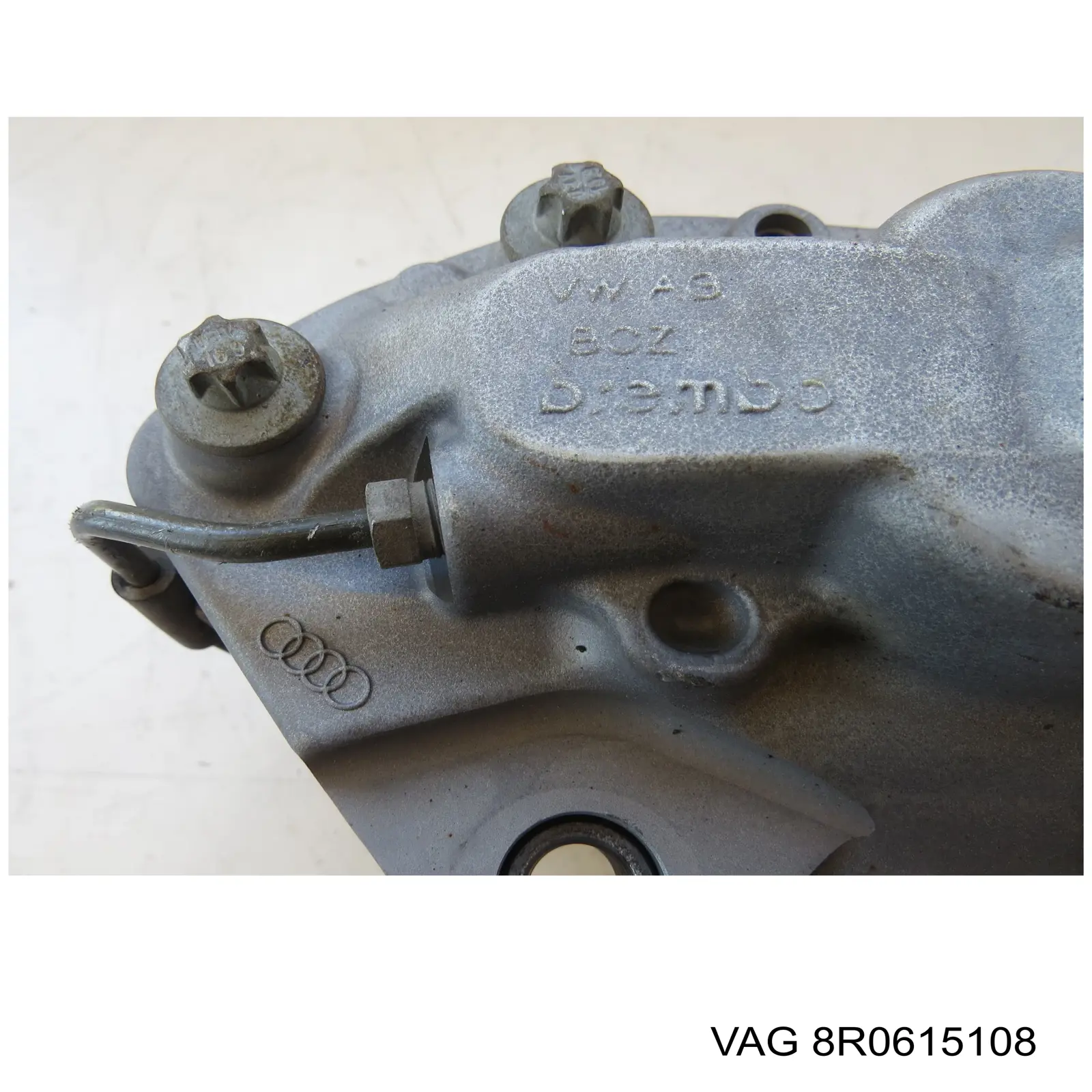 8R0615108D VAG Супорт гальмівний передній правий