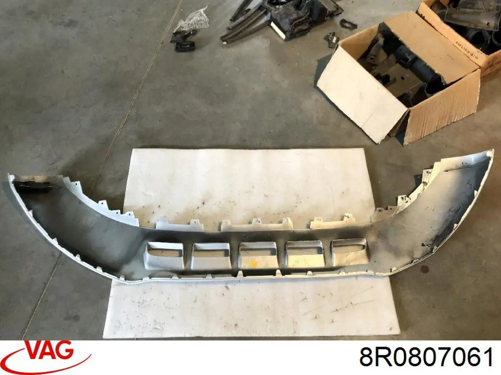  VAG 8R0807061 ціна, від 19.67 USD