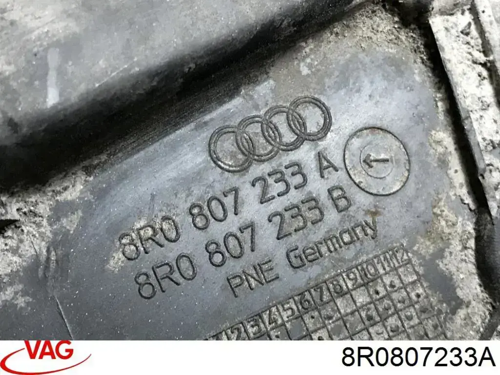 8R0807233A VAG Обвіс бампера