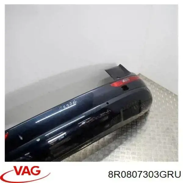 Бампер задній 8R0807303GRU VAG