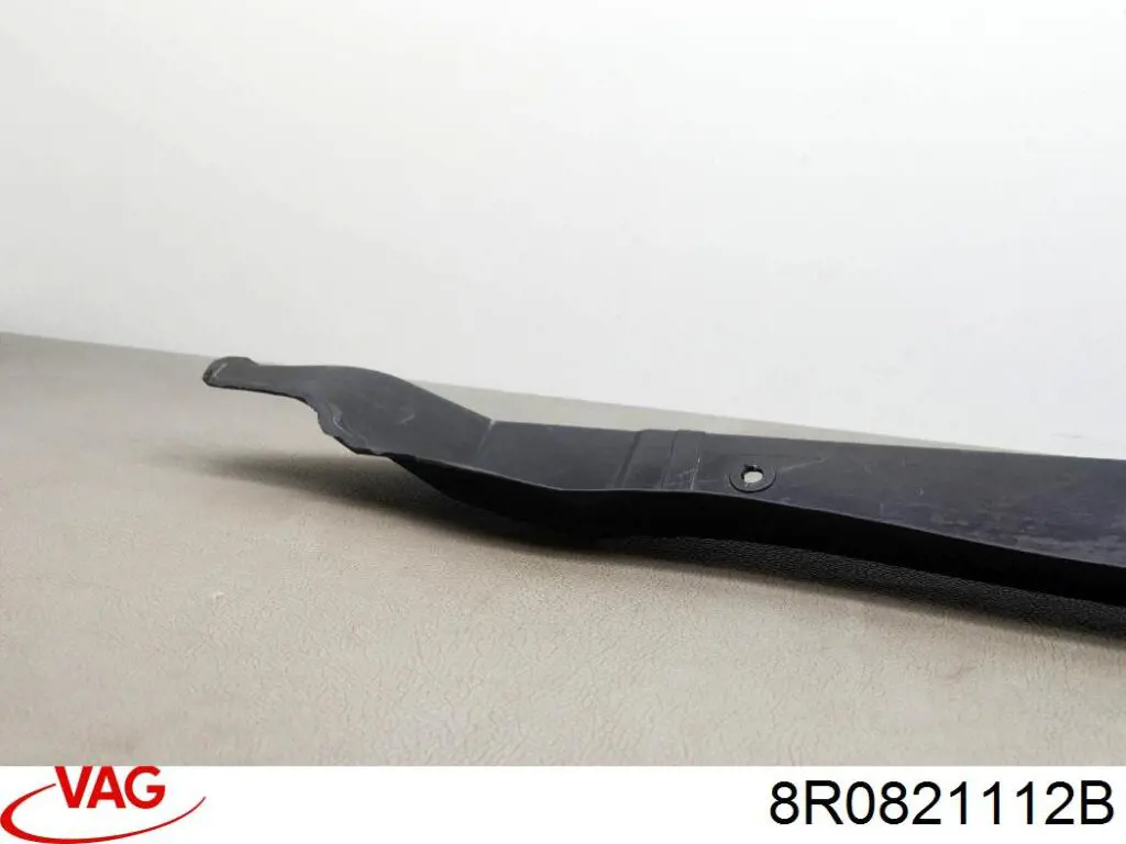 8R0821112B VAG Ущільнювач арки крила