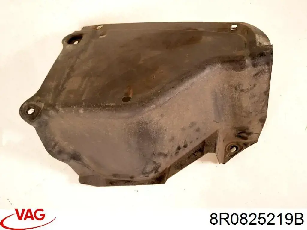 Купити 8R0825219B VAG Захист днища, задній правий