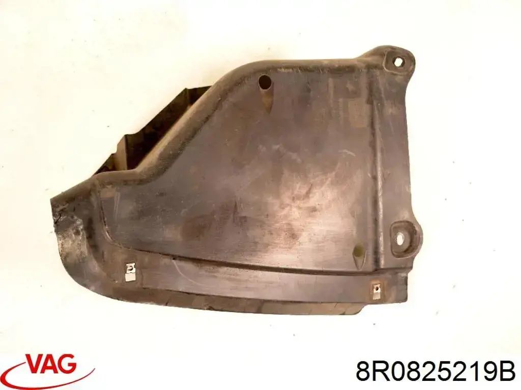 Захист днища, задній правий VAG 8R0825219B ціна, від 14.11 USD