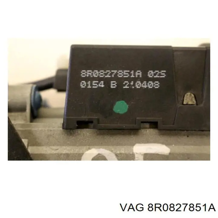  8R0827851A VAG