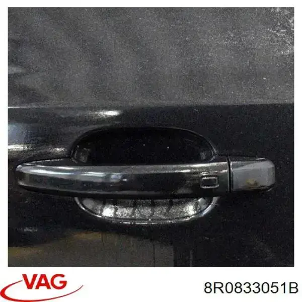 8R0833051B VAG Двері пасажирськи задні ліві