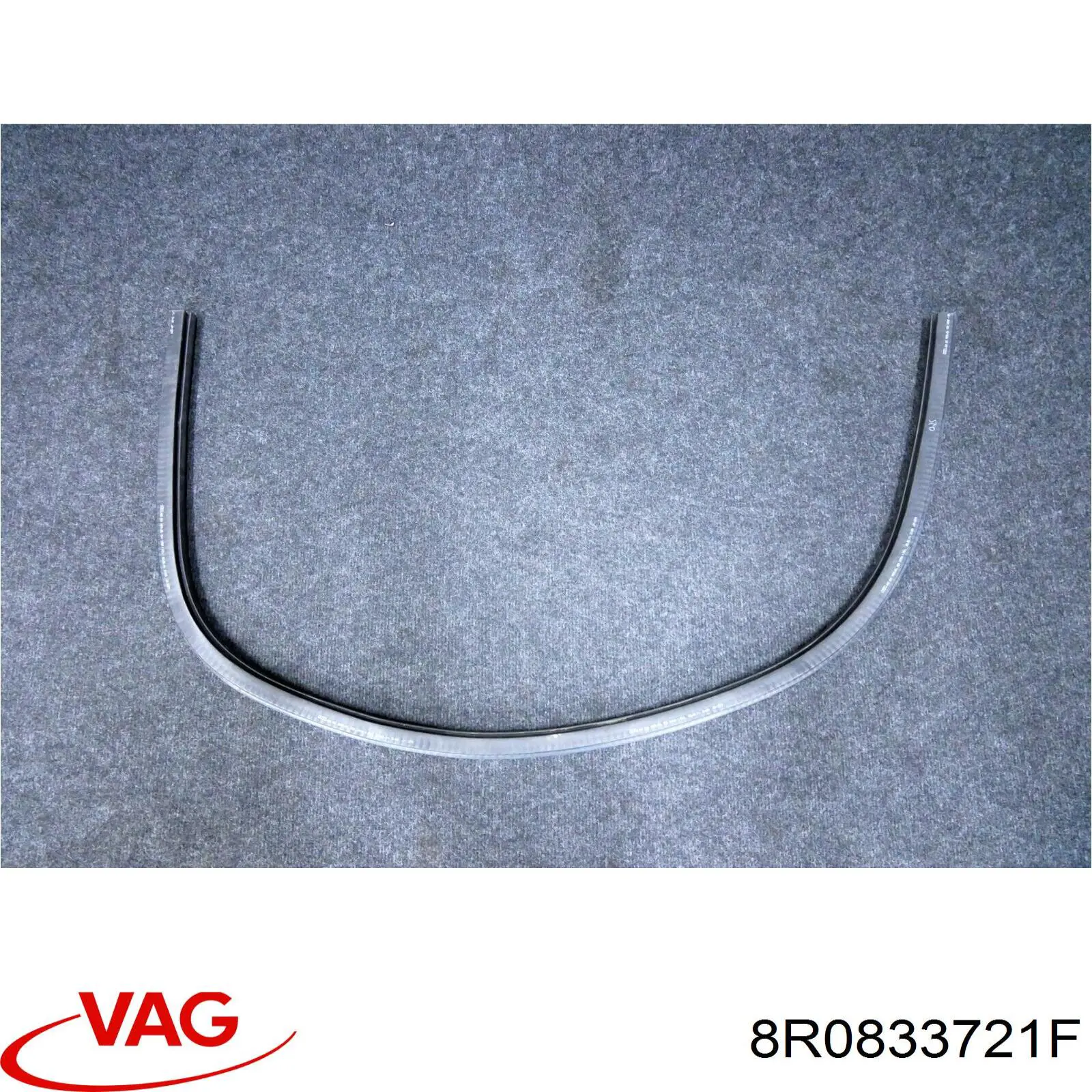 Ущільнювач дверей задніх, (на двері) VAG 8R0833721F