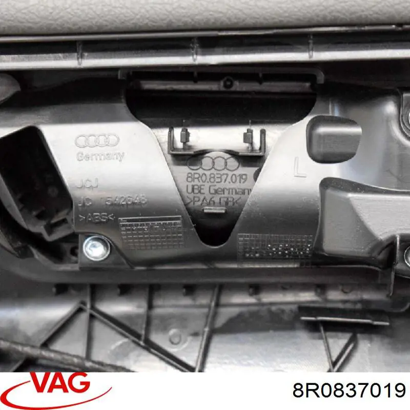 Ручка передньої двері внутрішня ліва VAG 8R0837019 ціна, від 5.17 USD