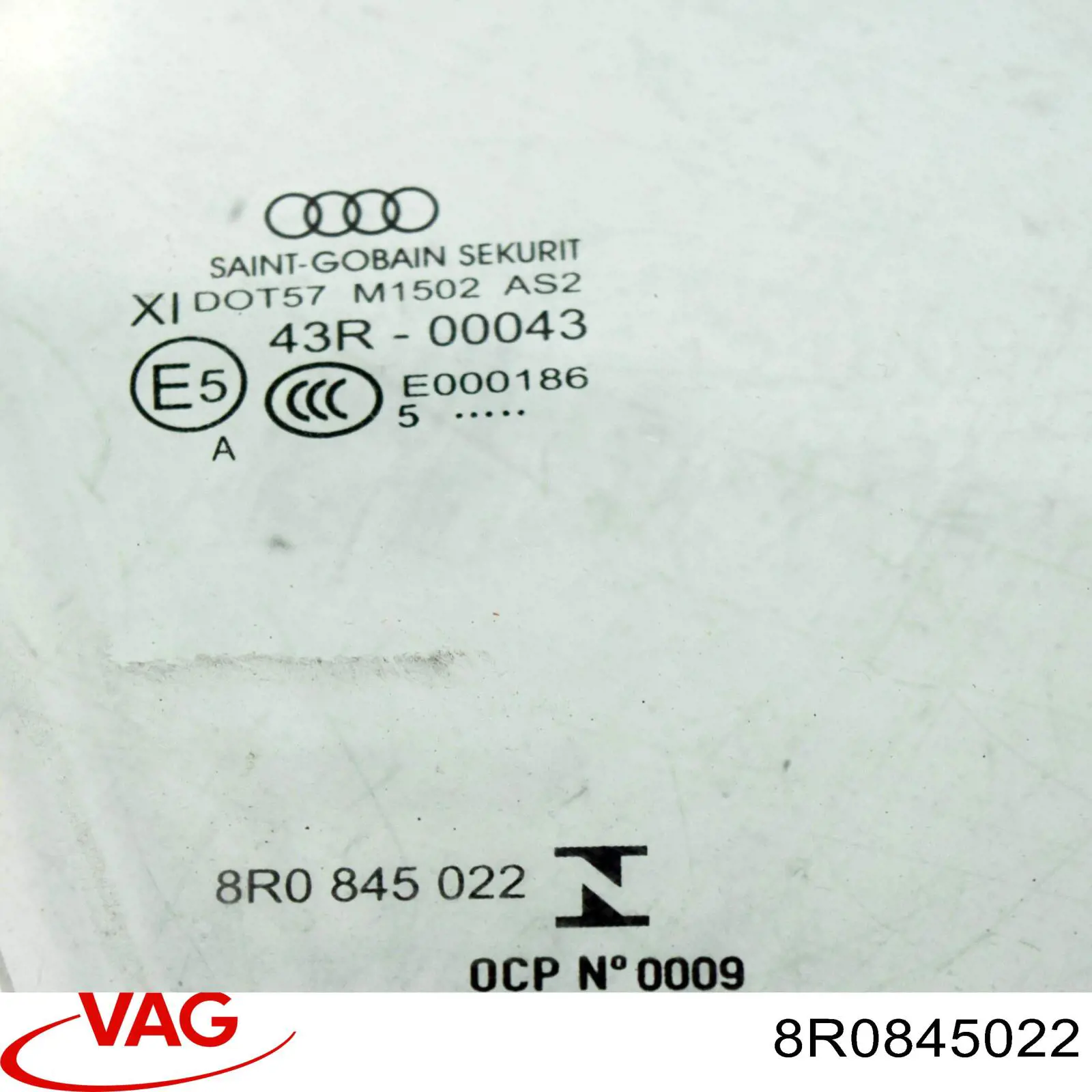 8R0845022 VAG Скло пасажирських дверей