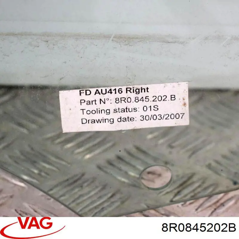 8R0845202B VAG Скло пасажирських дверей