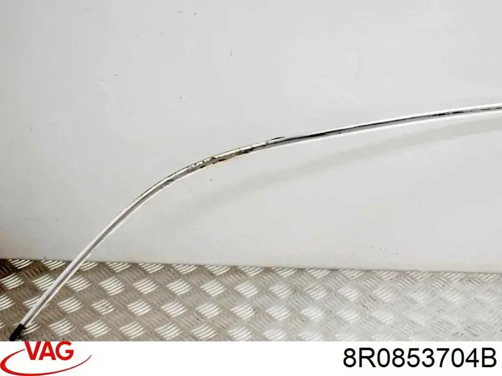 Купити 8R0853704B VAG Молдинг даху, правий