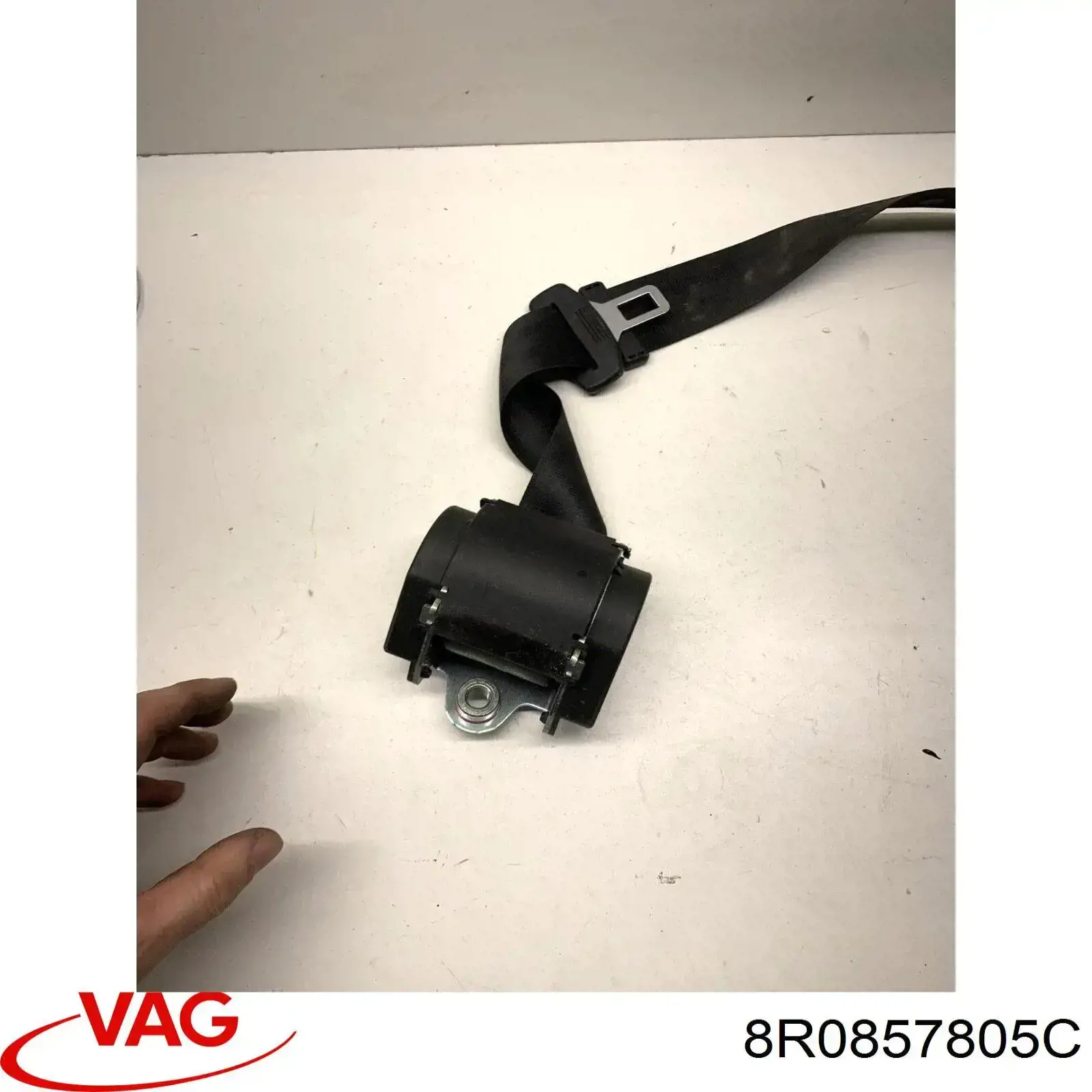 8R0857805C VAG Пасок безпеки задній