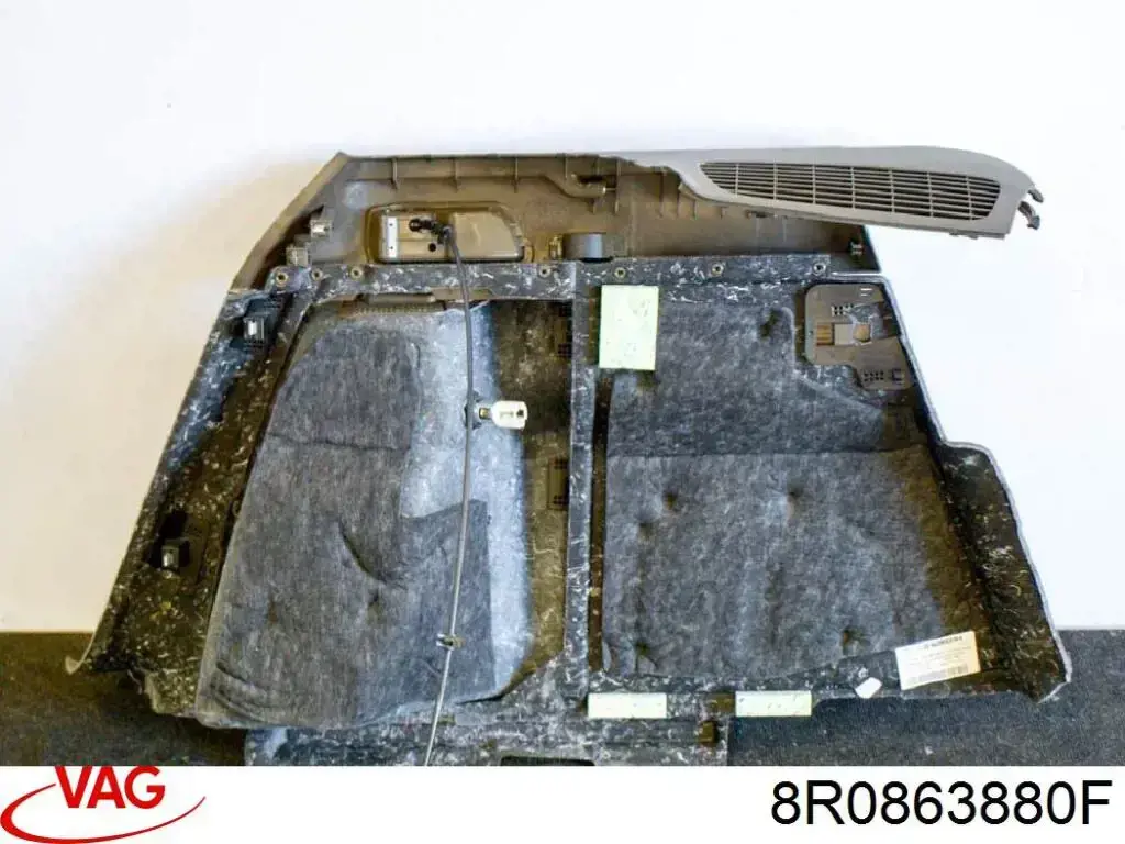 8R0863880F VAG Облицювання багажного відсіку, праве