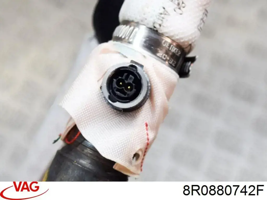Купити 8R0880742F VAG Подушка безпеки, бічна, права, AIRBAG
