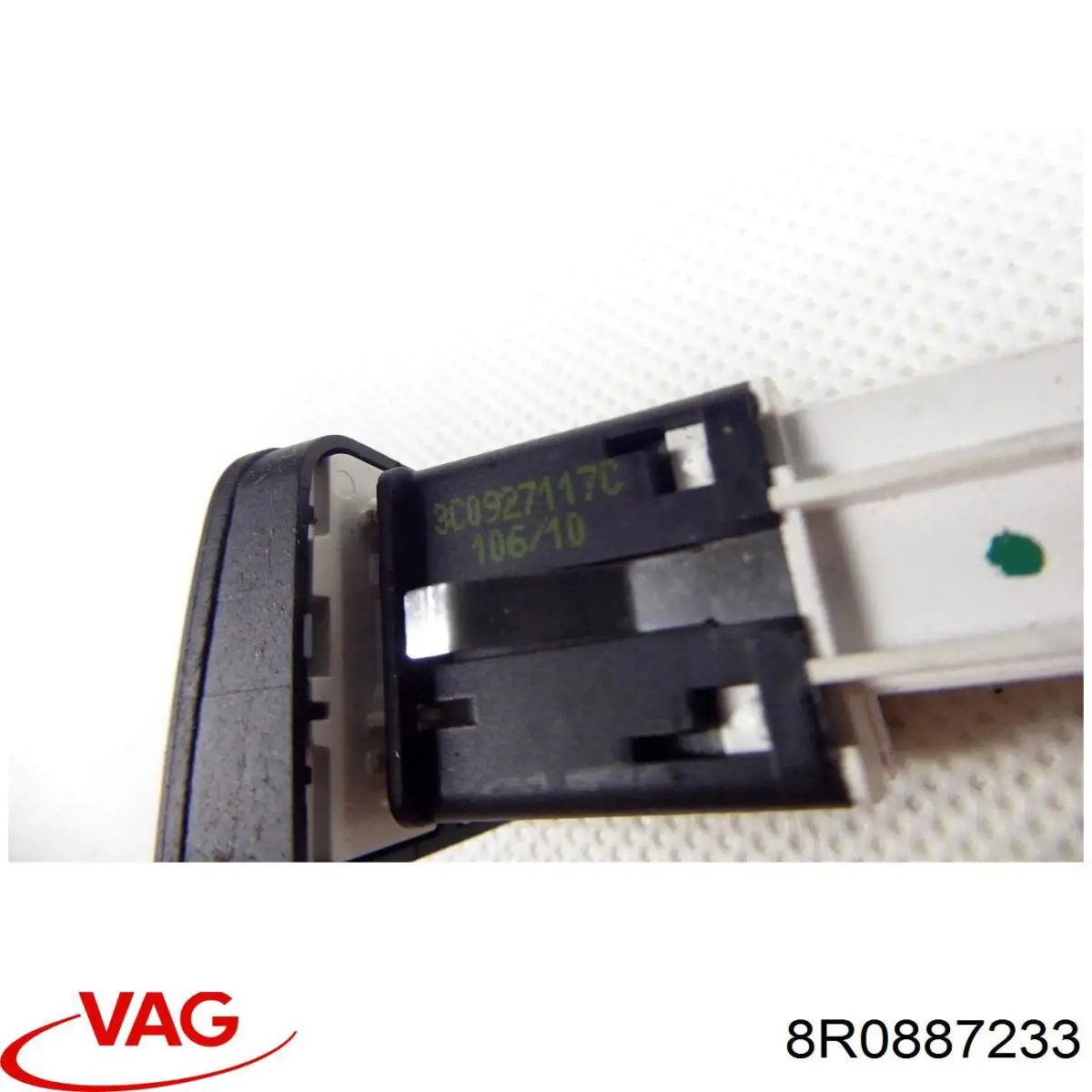  VAG 8R0887233