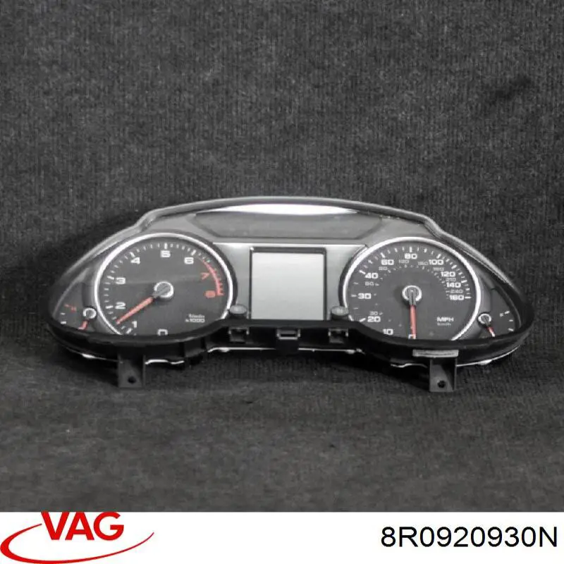 Купити 8R0920930N VAG Спідометр