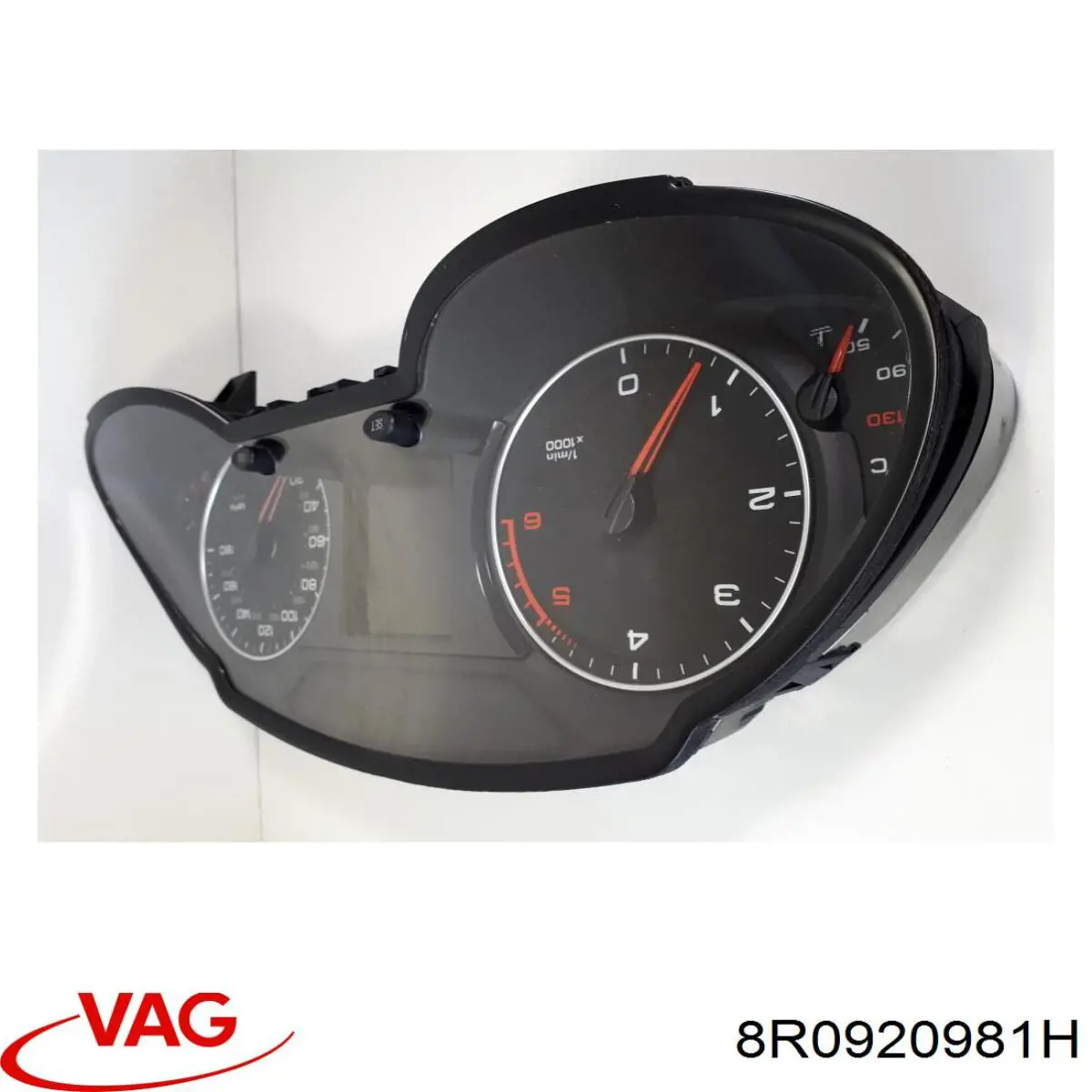 Прилади управління VAG 8R0920981H ціна, від 33.86 USD
