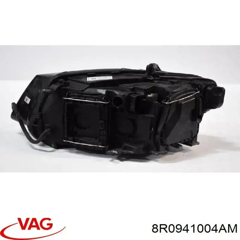 Фара передня права VAG 8R0941004AM