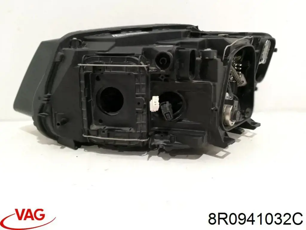  8R0941032C VAG