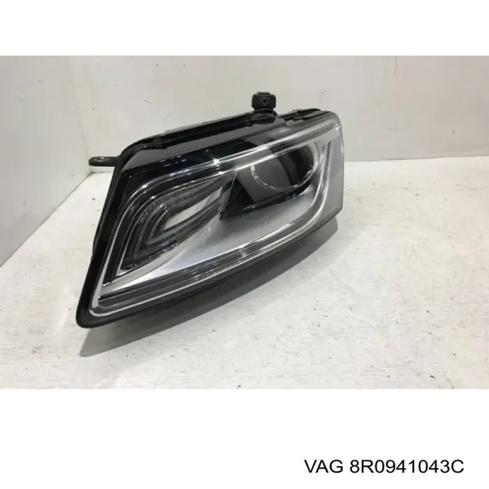 Фари VAG 8R0941033 ціна, від 330.65 USD