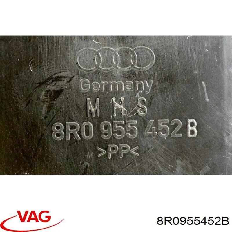 Купити 8R0955452B VAG Горловина бачка омивача