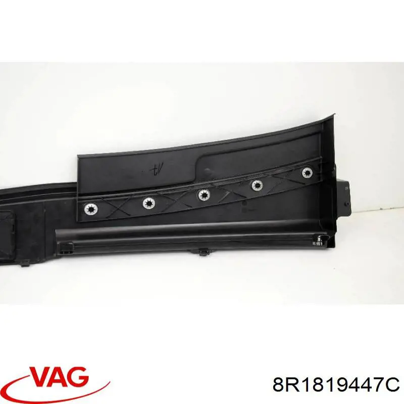 Водостік лобового скла, жабо 8R1819447C VAG