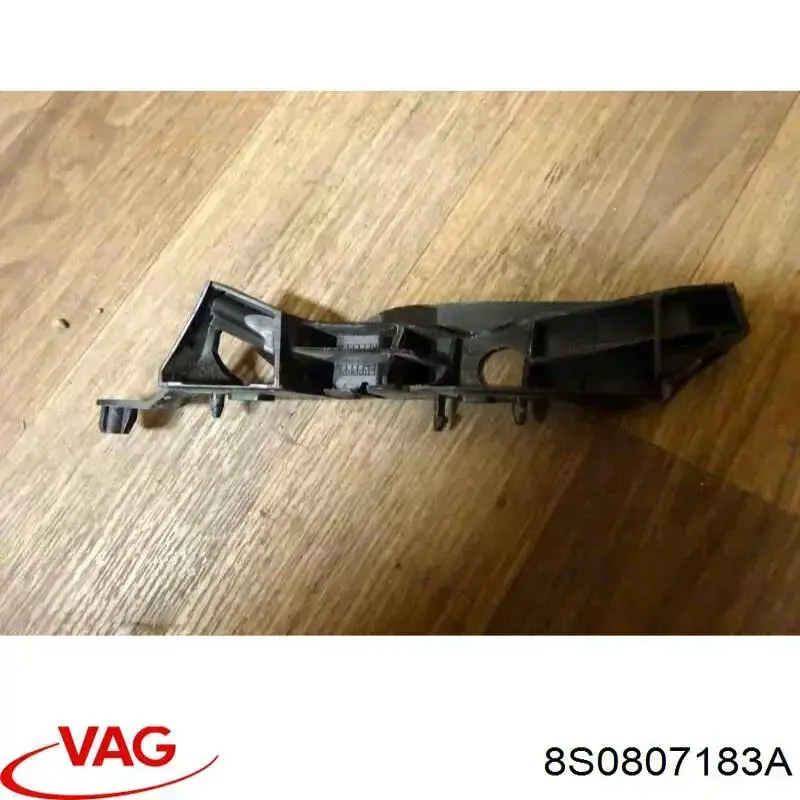 Направляюча переднього бампера, ліва VAG 8S0807183A ціна, від 19.69 USD