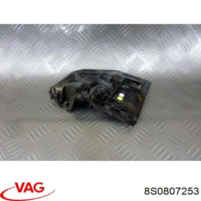 Купити 8S0807253 VAG Направляюча заднього бампера, ліва