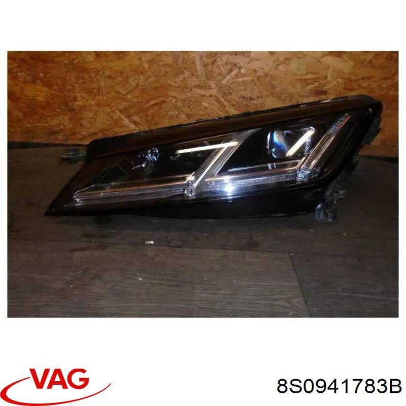 Фари VAG 8S0941783B ціна, від 2171.61 USD