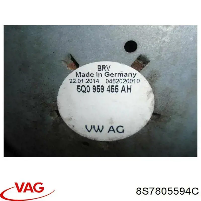 Панель передня VAG 8S7805594C ціна, від 514.11 USD