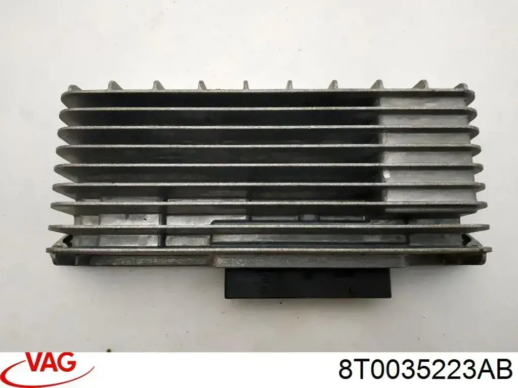 Підсилювач звуку аудіосистеми VAG 8T0035223AB ціна, від 31.67 USD