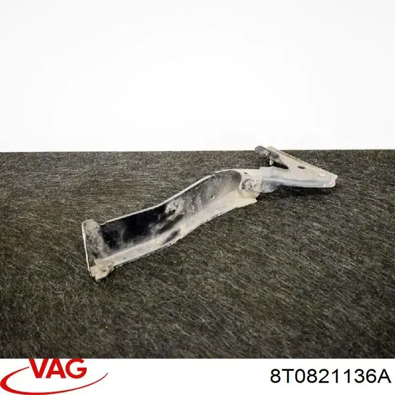8T0821136G VAG Кронштейн кріплення крила переднього правого, передній
