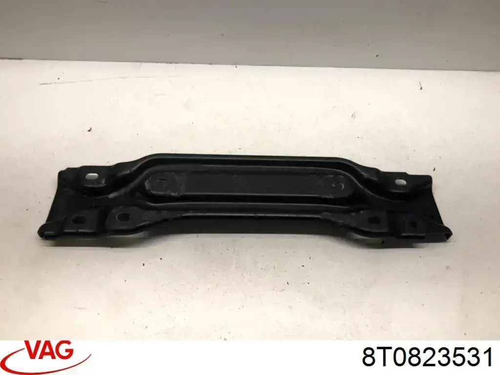 Купити 8T0823531 VAG 