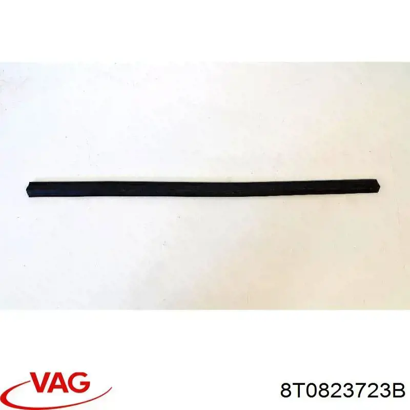 Купити 8T0823723B VAG Гумка під капот